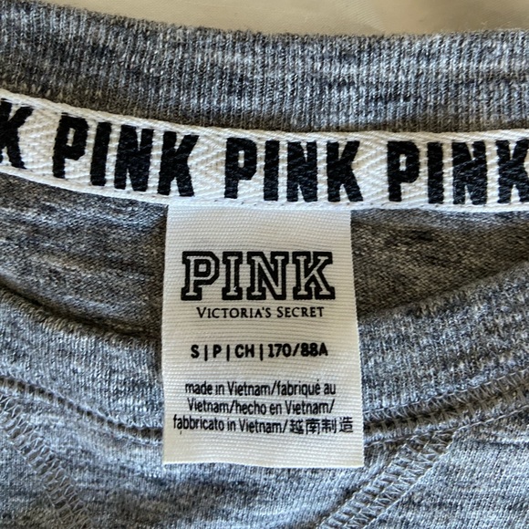 PINK Victoria’s Secret long sleeve - Picture 2 of 3